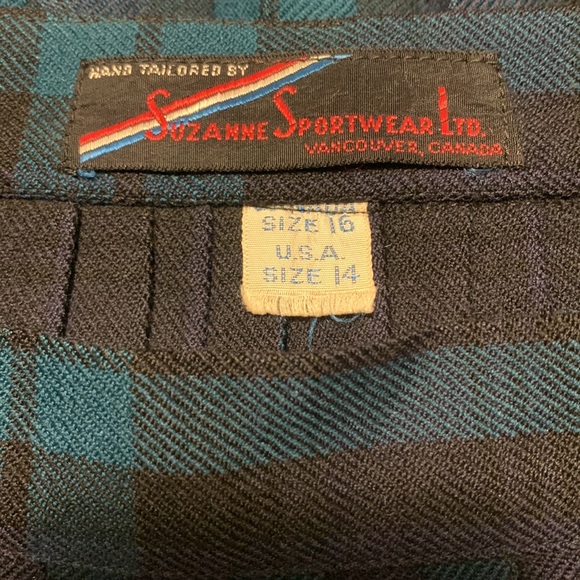 Vintage plaid skirt - Picture 4 of 5